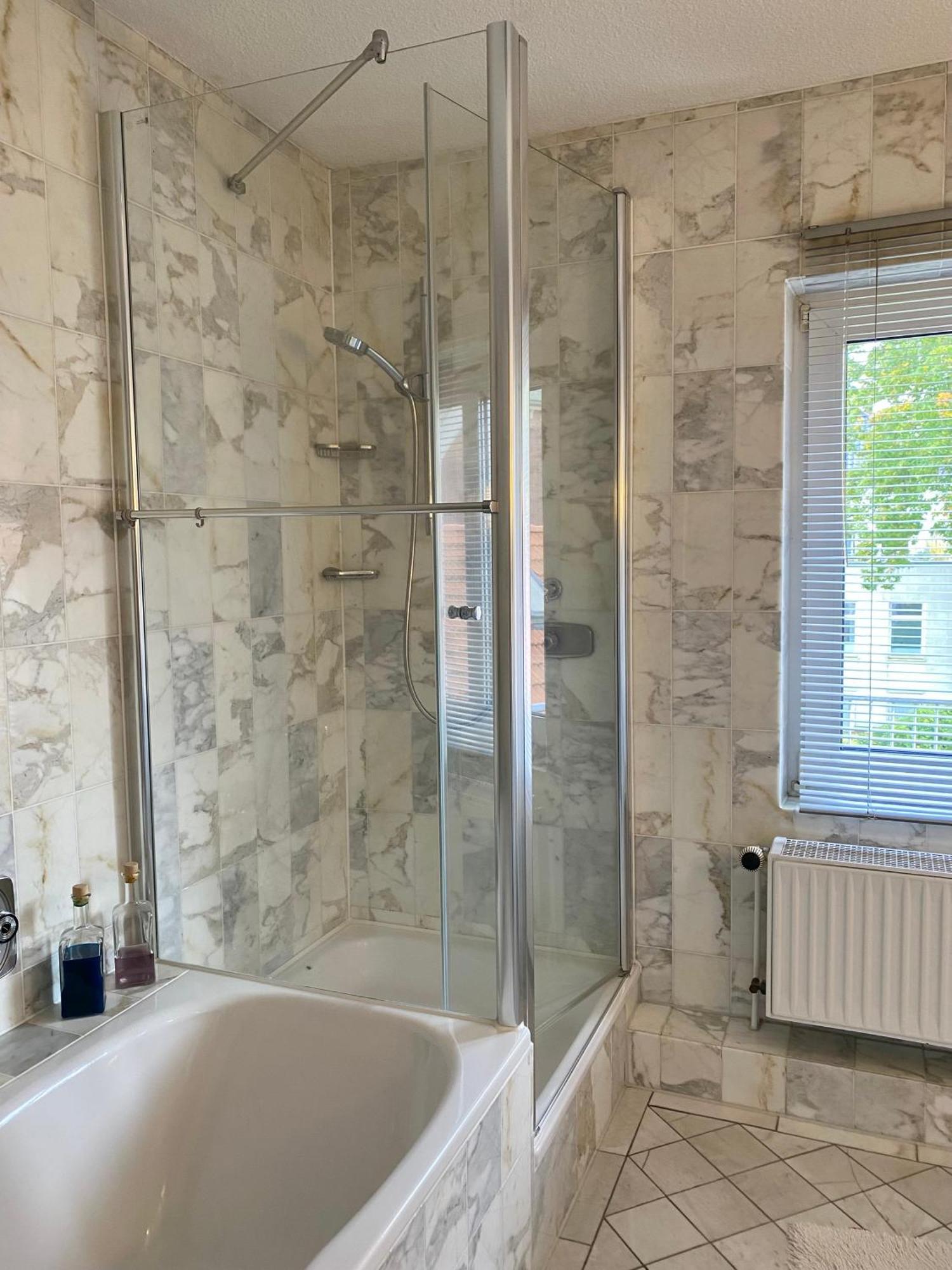 Ruhige Wohnung In Zentral Gelegener Gruenderzeitvilla Oldenburg Exterior foto